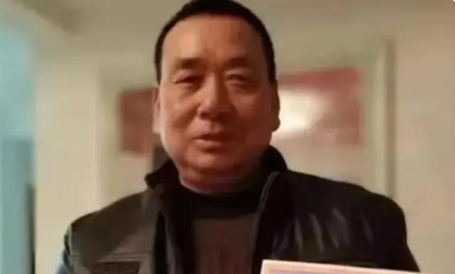 富翁被送精神院自縊