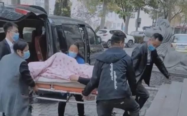“病重老人取錢死于銀行”暴露了什么