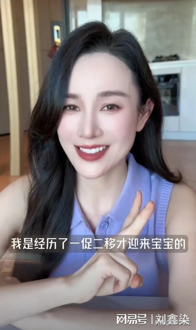 認真得像個↘笑話