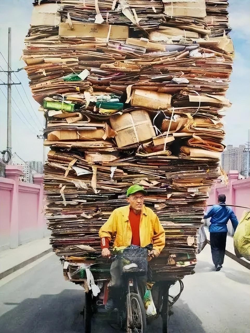 廢品站發(fā)現(xiàn)機密文件