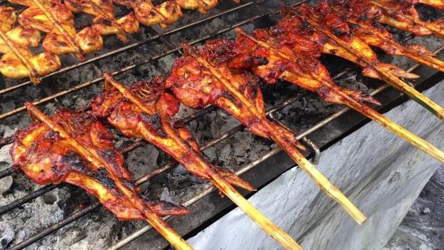 泔水桶肉串撈出再烤
