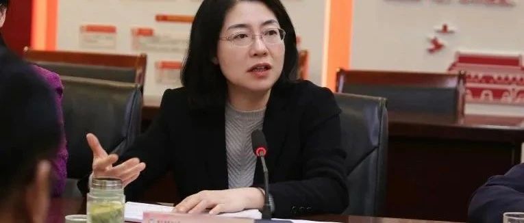 “美女書記”被雙開 曾因直播引關注