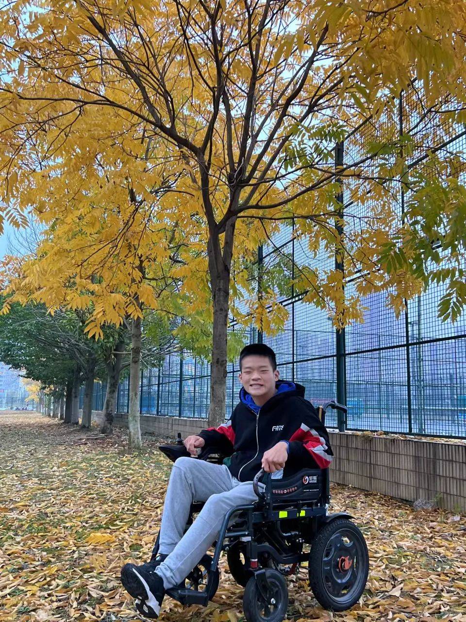 腦癱男孩逆襲哈佛