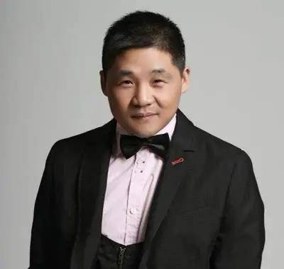 蔡磊用眼控儀和兒子交流圍棋
