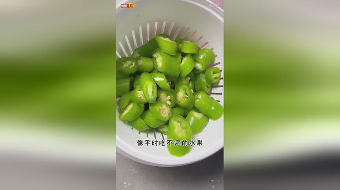 盒馬生菜袋有活青蛙