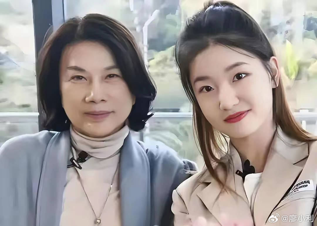 孟羽童稱時隔兩年收到董明珠微信