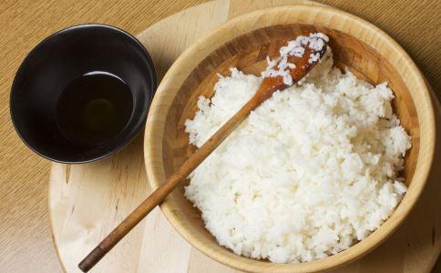日本民眾稱從天天米飯到每周三次