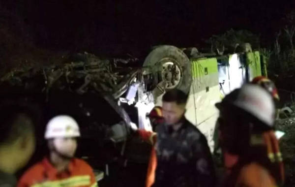 云南裝載機致人傷亡事件致6死4傷