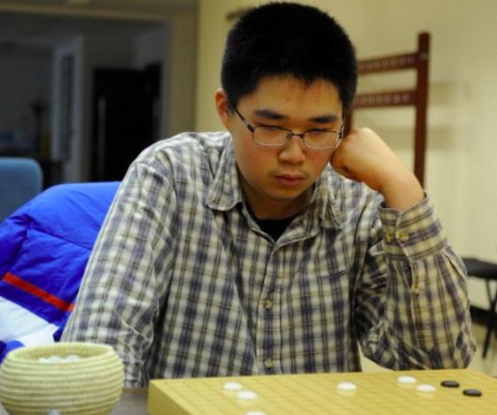 9歲天才棋手跳樓