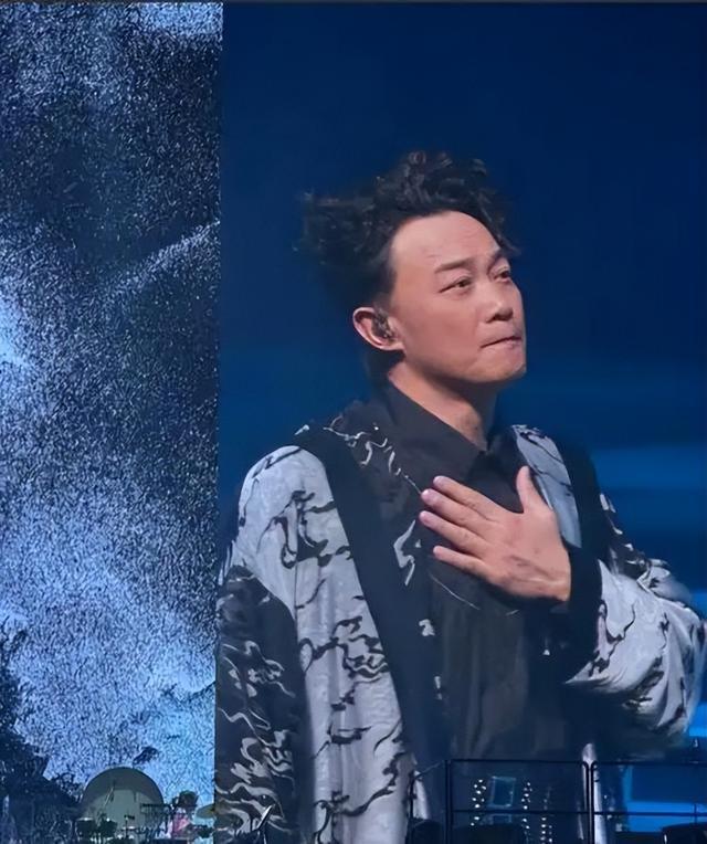陳奕迅被傳去世后首次露面