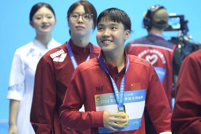 震驚！12歲于子迪蝶泳奪冠，天才少女如何改寫歷史？