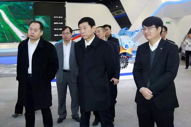 震驚！魏建軍的行業警告為何讓全行業坐立不安？深度解析背后真相