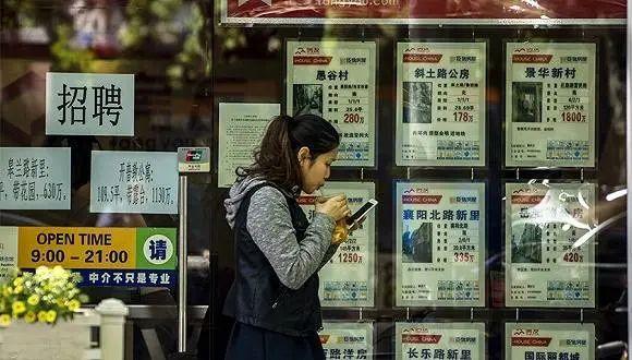 震驚！中介販賣外籍女性黑幕曝光，一人竟標價20萬！